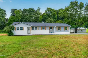 622 Plainfield Church Rd, Siler City, NC 27344 - Photo 1