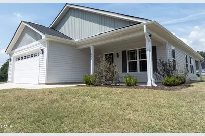 103 E Allen Street, Four Oaks, NC 27524 - Photo 3