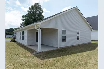 103 E Allen Street, Four Oaks, NC 27524 - Photo 5