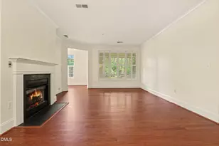 3920 Essex Garden Ln, Raleigh, NC 27612 - Photo 9