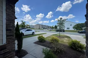250 Brook Farm Ln, Fuquay-Varina, NC 27526 - Photo 3