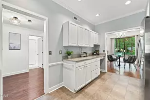 1 Banstead Pl, Chapel Hill, NC 27517 - Photo 13