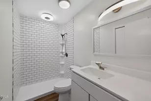 5849 Shady Grove Cir, Raleigh, NC 27609 - Photo 15