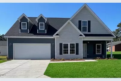 404 Holmes Street, Clinton, NC 28328 - Photo 1