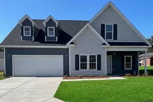 404 Holmes St, Clinton, NC 28328 - Photo 1