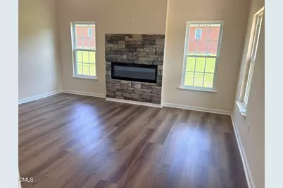 404 Holmes Street, Clinton, NC 28328 - Photo 15