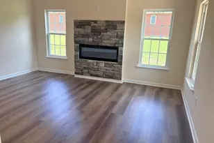 404 Holmes St, Clinton, NC 28328 - Photo 15