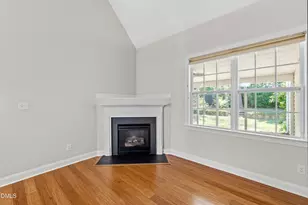 405 Braxcarr St, Holly Springs, NC 27540 - Photo 11