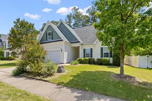 405 Braxcarr St, Holly Springs, NC 27540 - Photo 3