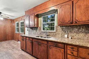 1008 Beverly Dr, Raleigh, NC 27610 - Photo 5