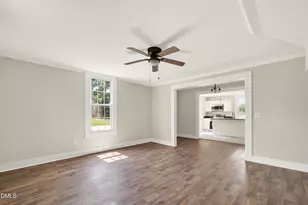 305 E Harnett St, Benson, NC 27504 - Photo 5
