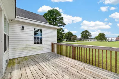 305 E Harnett Street, Benson, NC 27504 - Photo 37