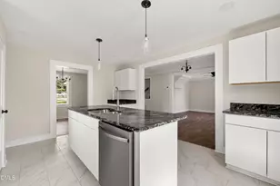 305 E Harnett St, Benson, NC 27504 - Photo 11