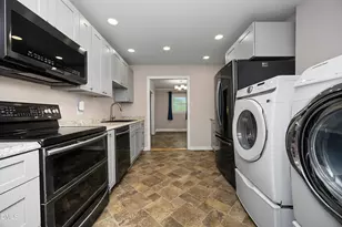 503 N Carr St, Mebane, NC 27302 - Photo 13