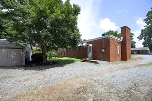 503 N Carr St, Mebane, NC 27302 - Photo 31