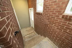 503 N Carr St, Mebane, NC 27302 - Photo 17
