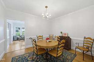 1302 Hampshire Ct, Raleigh, NC 27612 - Photo 3