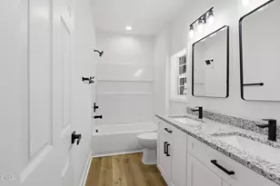 924 E Davis St, Burlington, NC 27215 - Photo 13