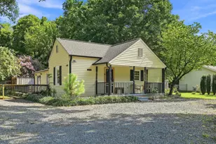 913 N Park Ave, Burlington, NC 27217 - Photo 1