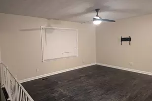 1020 Riverside Cir, Spring Lake, NC 28390 - Photo 3
