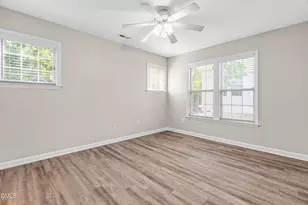 6924 Jeffreys Creek Ln, Raleigh, NC 27616 - Photo 11