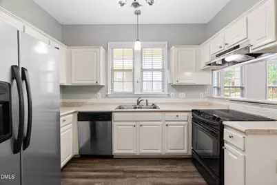 6924 Jeffreys Creek Lane, Raleigh, NC 27616 - Photo 19