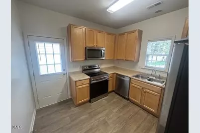 104 Tuscarora Lane, Clayton, NC 27520 - Photo 7