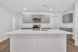 516 Chestnut Oak Dr, Sanford, NC 27332 - Photo 5