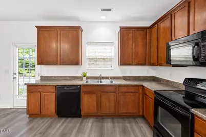 705 Weeping Willow Drive, Durham, NC 27704 - Photo 9
