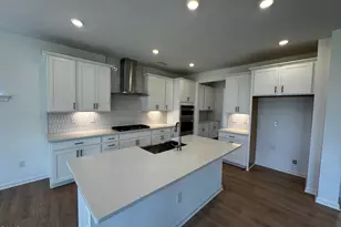 104 Hiddenite Pl, Holly Springs, NC 27540 - Photo 7