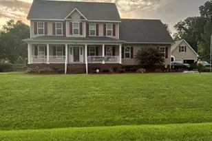 178 Waters Edge Dr, Erwin, NC 28339 - Photo 1