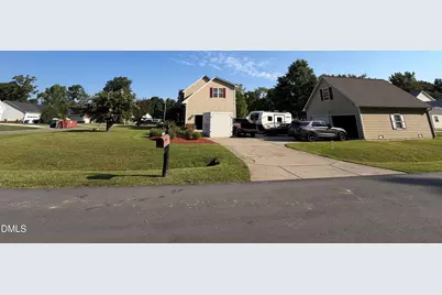 178 Waters Edge Drive, Erwin, NC 28339 - Photo 3