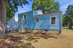 8213 Wynewood Ct, Raleigh, NC 27616 - Photo 23