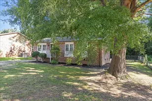 817 Waring St, Durham, NC 27704 - Photo 5