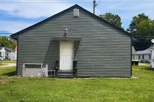 111 N McCaskey Rd, Williamston, NC 27892 - Photo 23