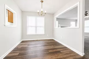 524 Crooked Creek Ct, Fayetteville, NC 28301 - Photo 7