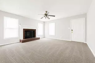524 Crooked Creek Ct, Fayetteville, NC 28301 - Photo 5