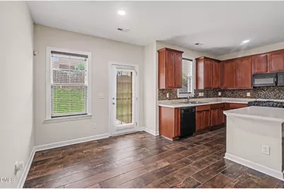 231 E Quailwood Drive, Fuquay-Varina, NC 27526 - Photo 11