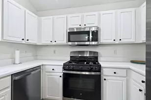 304 Fountain Springs Rd, Holly Springs, NC 27540 - Photo 11