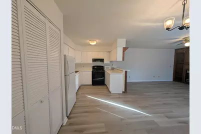 386 Summerwalk Circle, Chapel Hill, NC 27517 - Photo 5