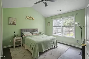 11025 Feather Grass Ln, Raleigh, NC 27613 - Photo 9