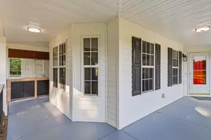665 Lewis Rd, Zebulon, NC 27597 - Photo 5