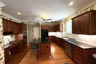 306 Lakeside Cir, Zebulon, NC 27597 - Photo 3