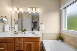 5609 Cary Glen Blvd, Cary, NC 27519 - Photo 29