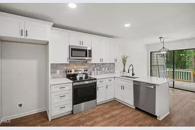 820 Green Ridge Drive, Raleigh, NC 27609 - Photo 7