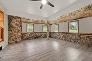 3645 Hicksboro Rd, Henderson, NC 27537 - Photo 7