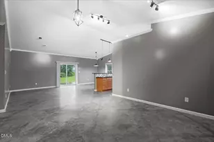 4961 Wayne Memorial Dr, Goldsboro, NC 27534 - Photo 3