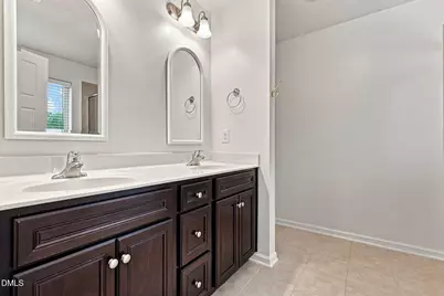 1009 Dillon Lake Drive, Knightdale, NC 27545 - Photo 17