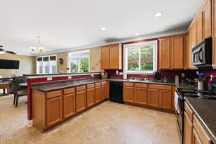 508 Ravenstone Ln, Durham, NC 27703 - Photo 11