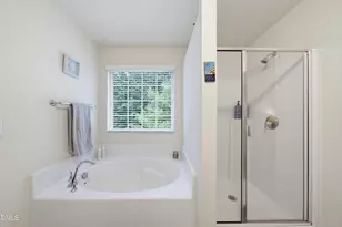 635 Lavenham Ln, Fuquay-Varina, NC 27526 - Photo 15